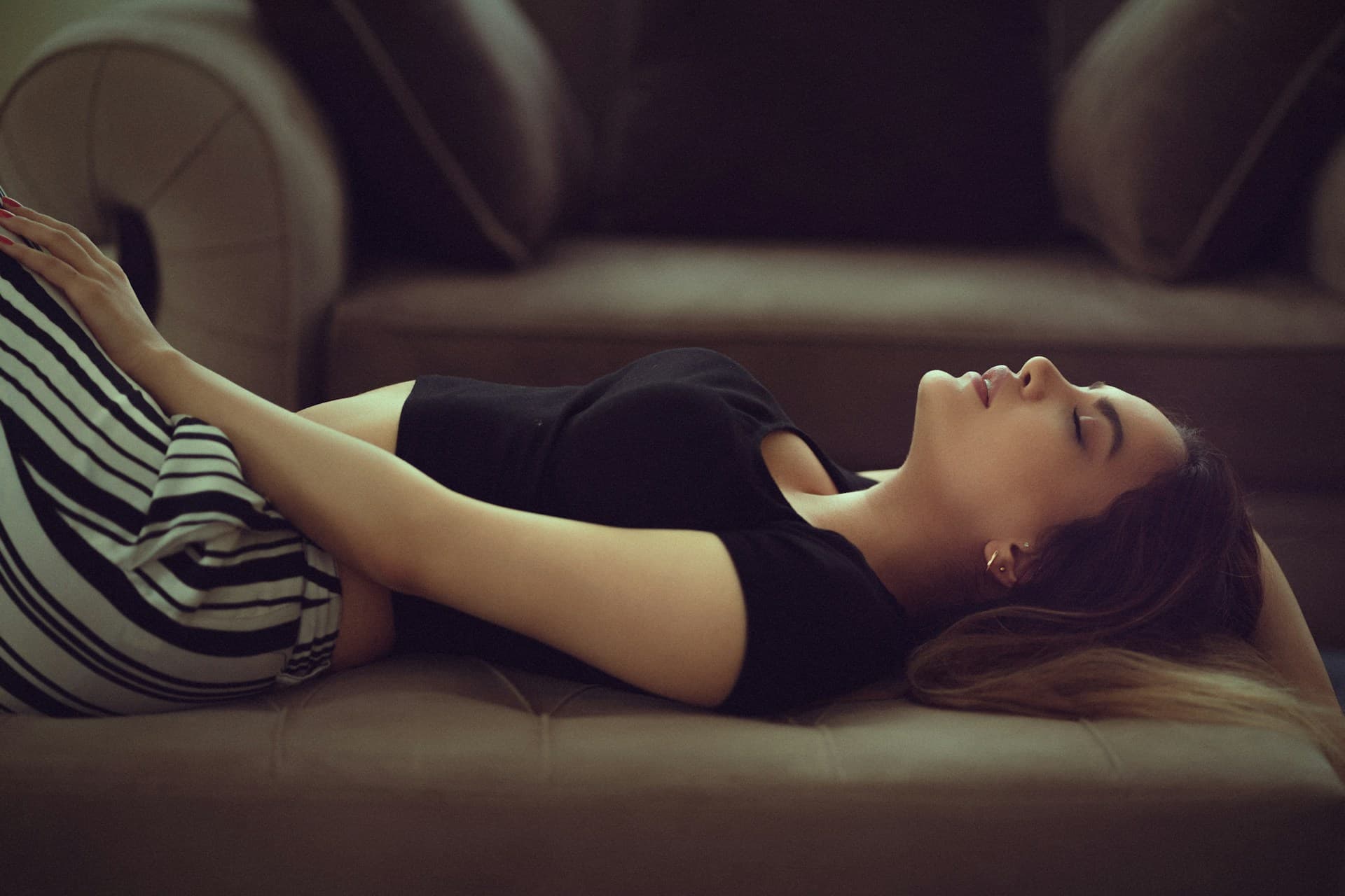 Cover Image for Why You Feel Burnt Out as a Busy Woman (& 5 Ways to Fix It)