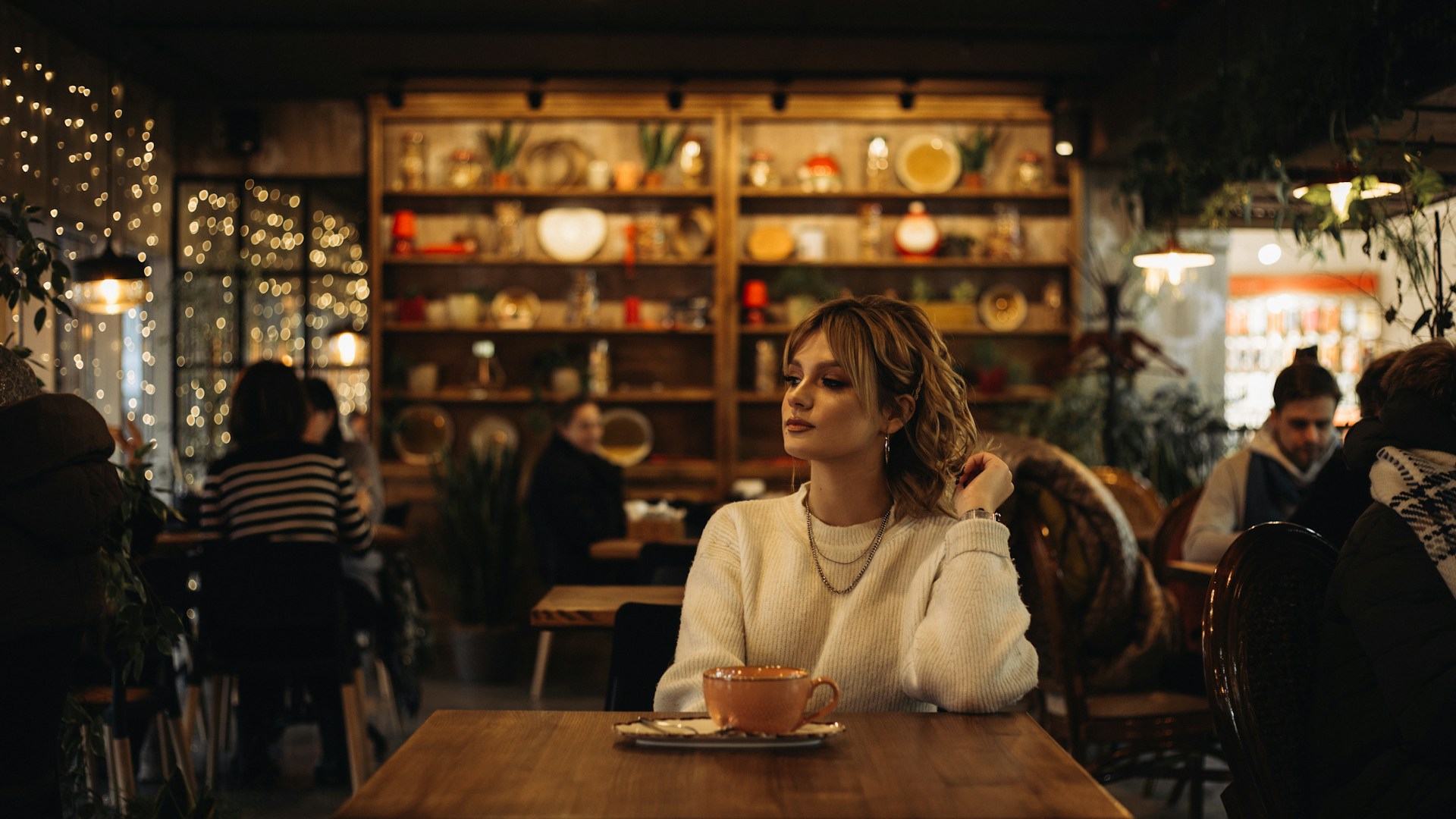 A woman on a solo date